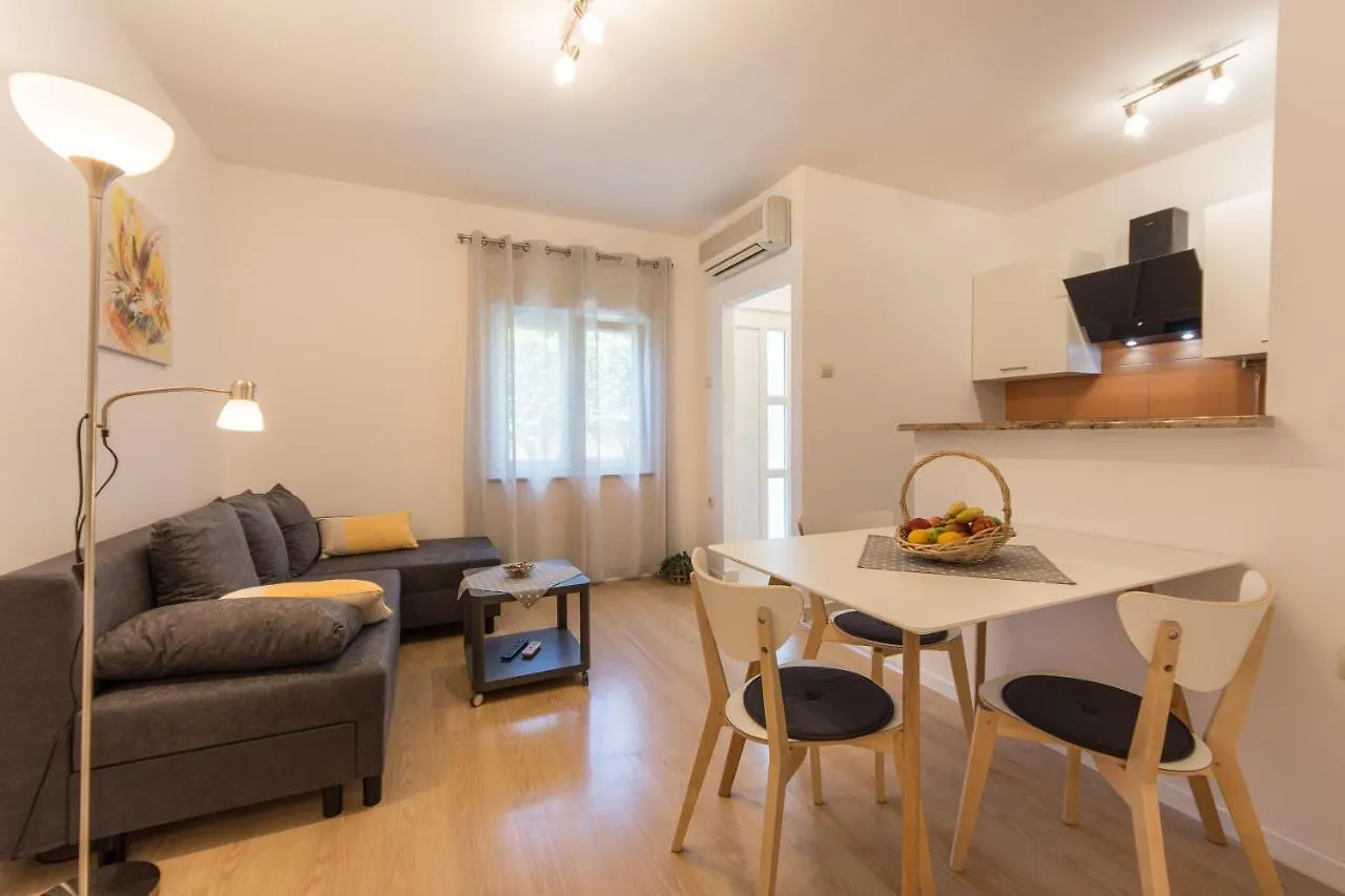Apartament Piccola Pineta Pula