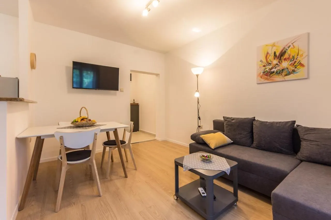 Apartament Piccola Pineta Pula