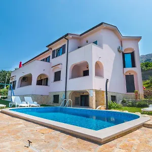 Bavaria Baška